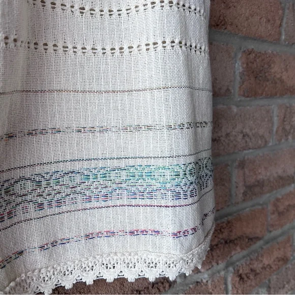 SUMMER TOP | Tan handmade embroidered crocheted shoe sleeve cottage core shirt - Picture 14 of 16